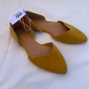 Old Navy goldenrod open flats